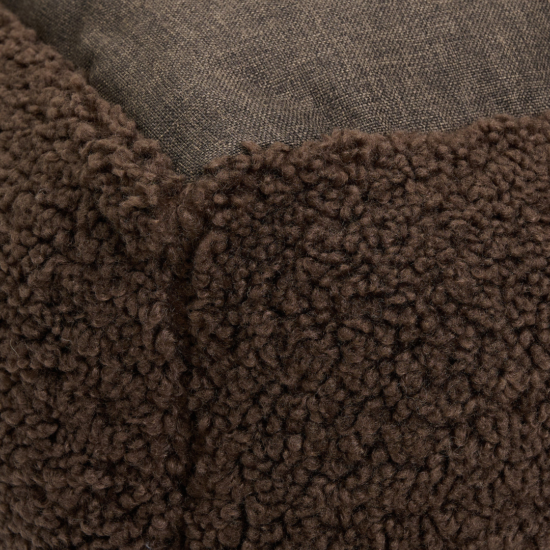 Nuna dog bed - Soft & washable dog bed made of memory foam (brown)